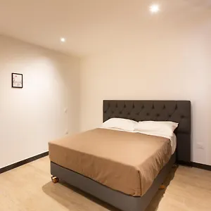 Hotel Léonard De Vinci Ii 